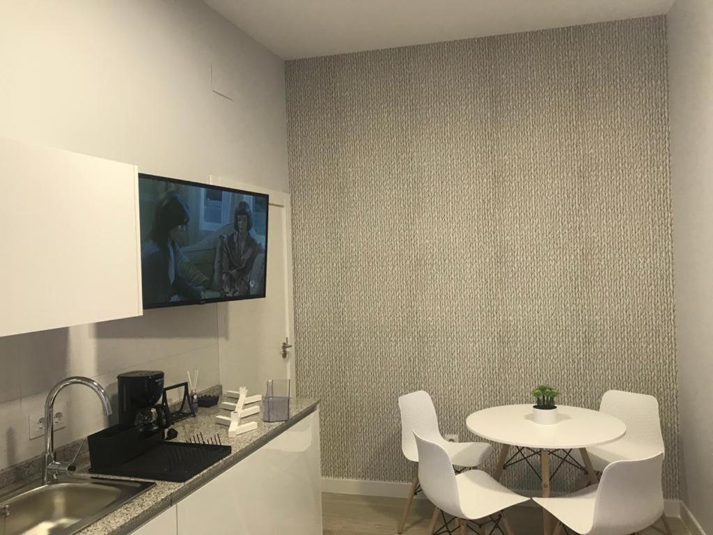 Apartamentos La Encarnacion III ลอสอัลกาซาเรส ภายนอก รูปภาพ