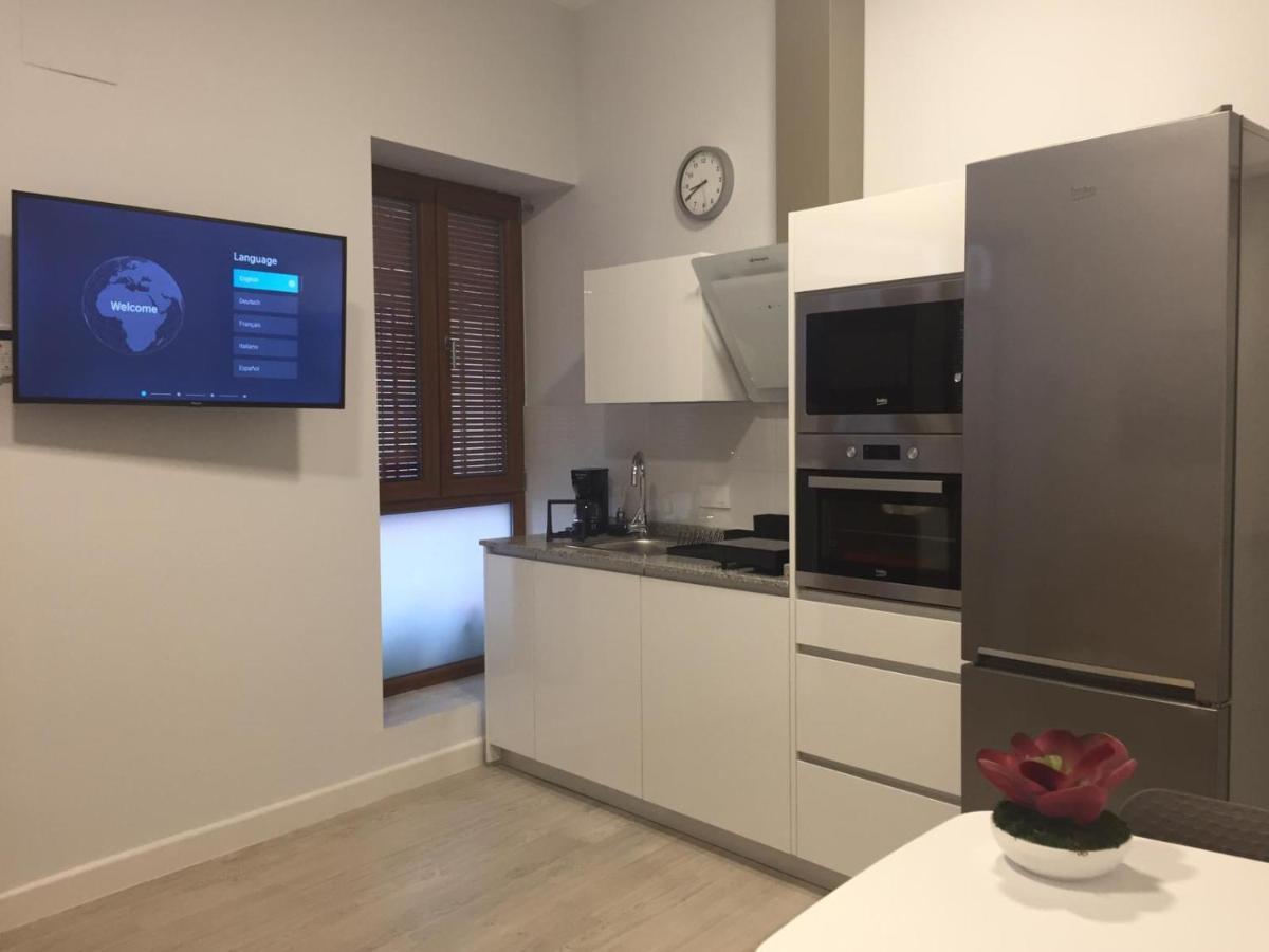 Apartamentos La Encarnacion III ลอสอัลกาซาเรส ภายนอก รูปภาพ