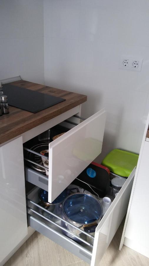 Apartamentos La Encarnacion III ลอสอัลกาซาเรส ภายนอก รูปภาพ