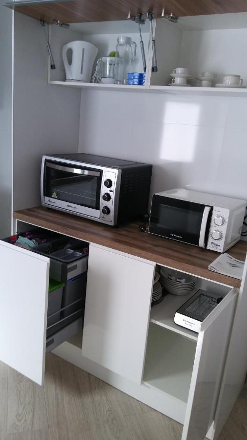 Apartamentos La Encarnacion III ลอสอัลกาซาเรส ภายนอก รูปภาพ